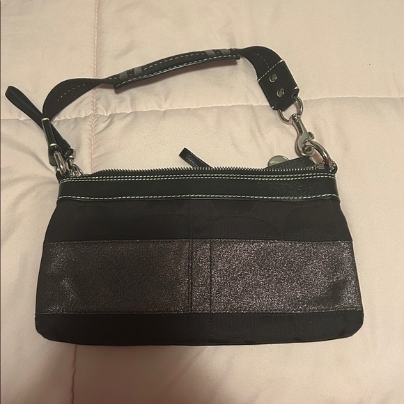 Vintage Coach Shoulder Bag - Picture 2 of 5